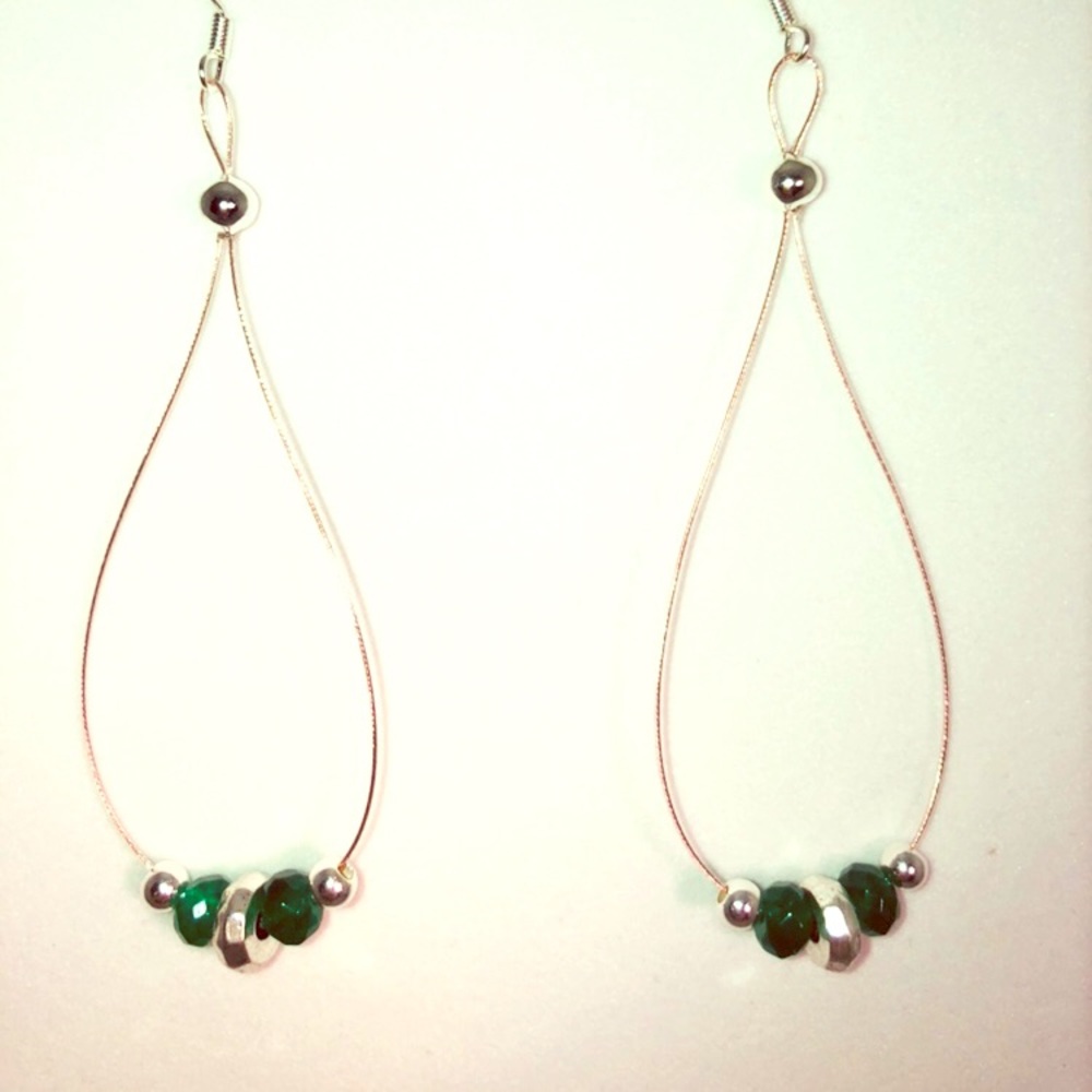 Star Crafts Emerald Earrings
